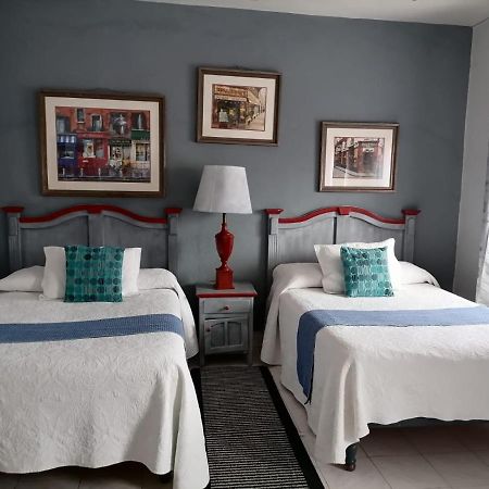 Hotel Santa Ana Альенде Экстерьер фото