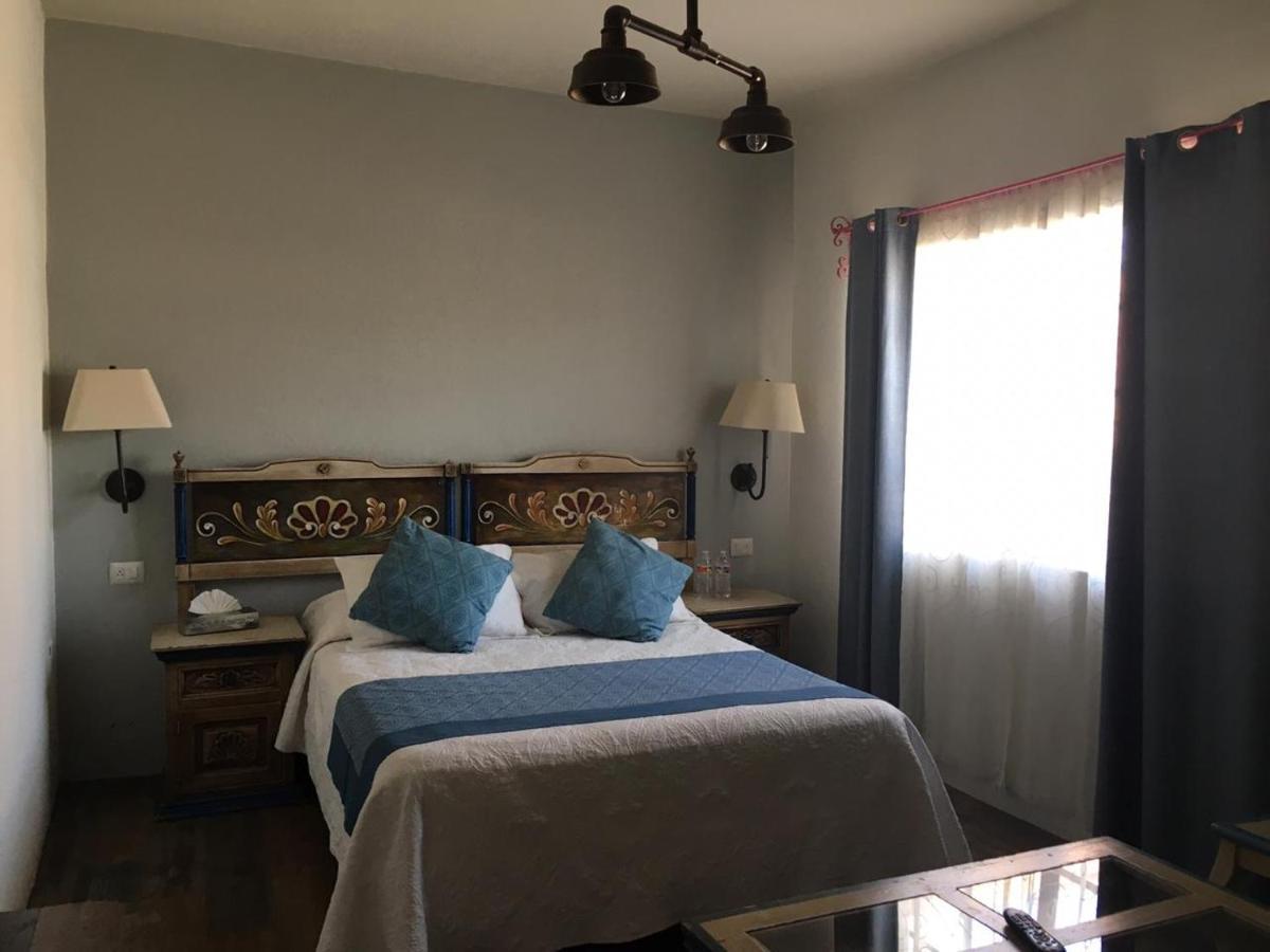Hotel Santa Ana Альенде Экстерьер фото